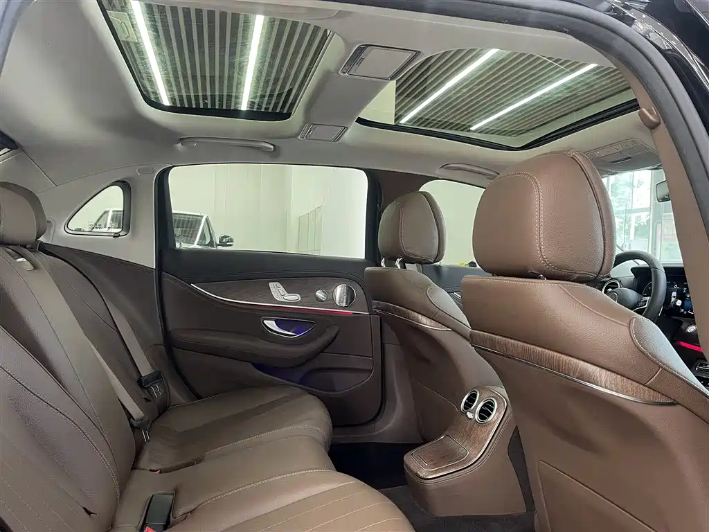 Mercedes-Benz E-Class 2023 Facelift E 300 L Luxury фото 11