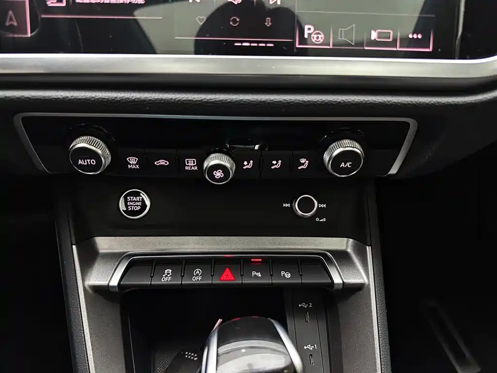 Audi Q3 2023 35 TFSI Fashion Dynamic (1.4T) фото 15