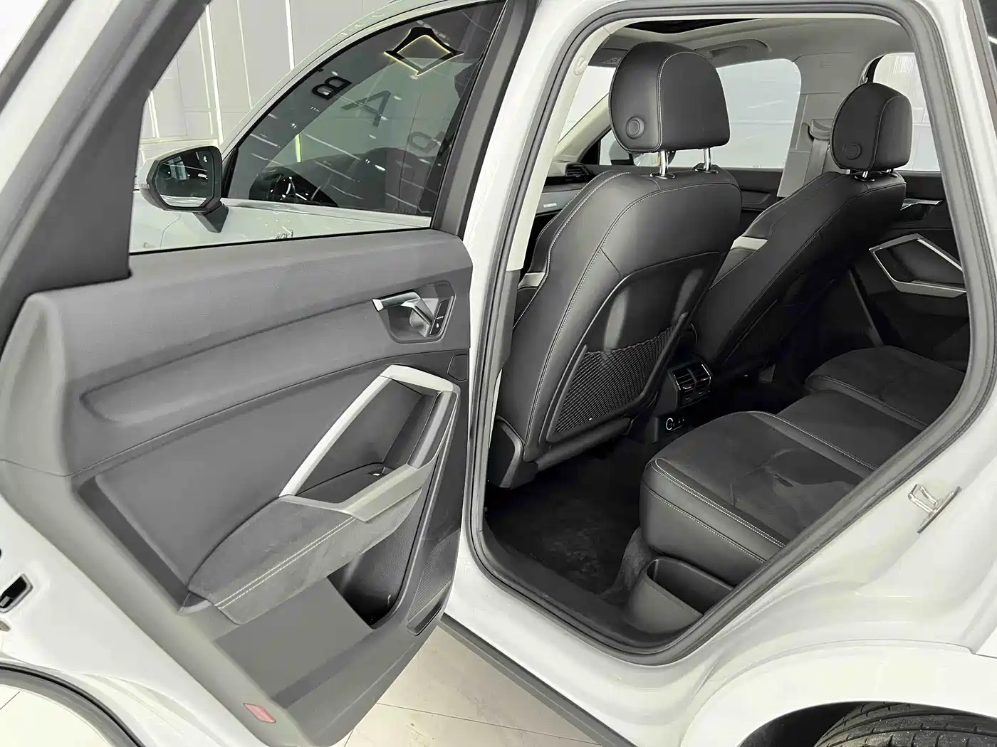 Audi Q3 2022 35 TFSI Fashion Dynamic фото 13
