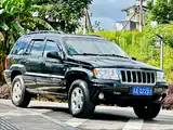 Фото 2 - Jeep Grand Cherokee