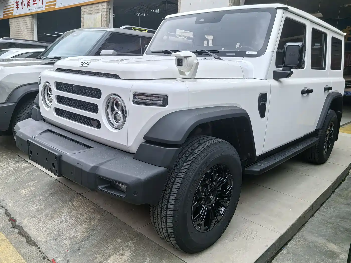 212 T01 2024 2.0T Explorer