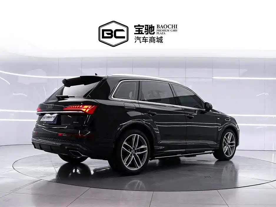 Audi Q7 2026 2025 45 TFSI quattro S line Sport