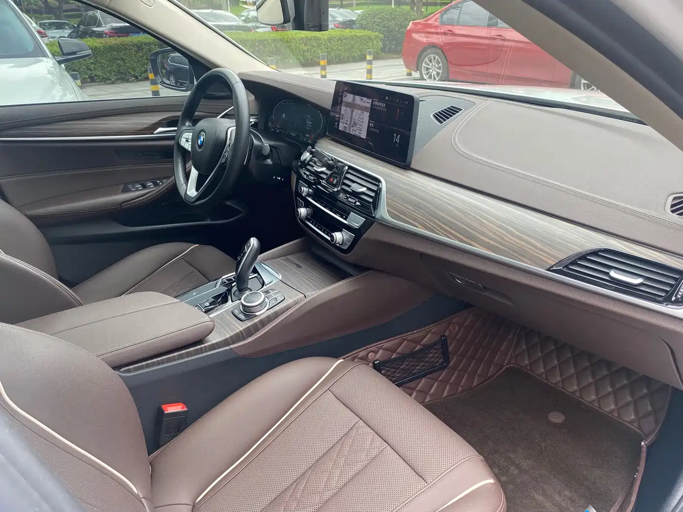 BMW 5 Series 2022 530Li Leading Luxury Package фото 19