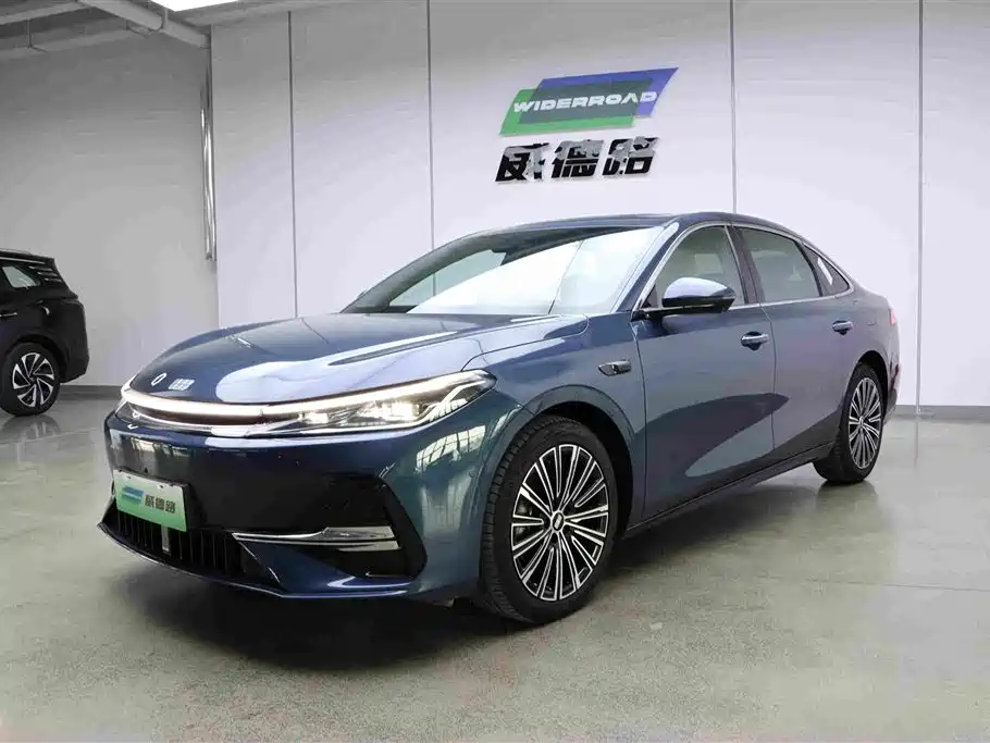Geely Galaxy A7 2025 EM-i
