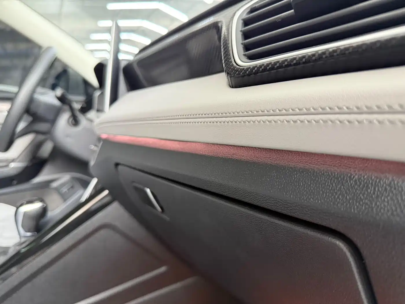 Volkswagen Tayron 2023 280TSI 2WD Luxury Plus Advanced Edition фото 21