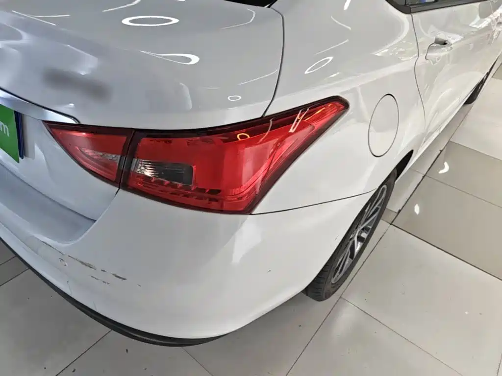 Chery Arrizo 5 2023 2021 PRO 1.5L CVT Youth Edition