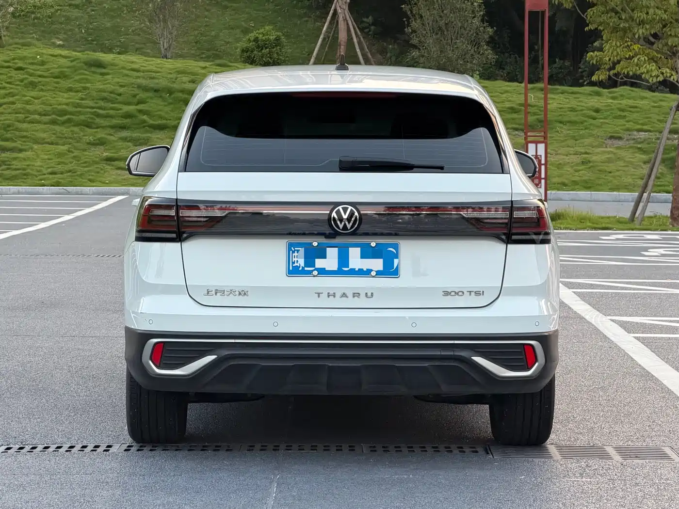 Volkswagen Tharu 2024 300TSI 2WD New Moon Edition фото 5
