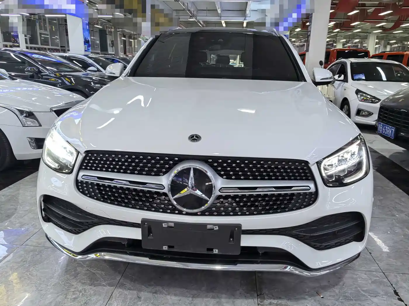 MERCEDES-BENZ GLC