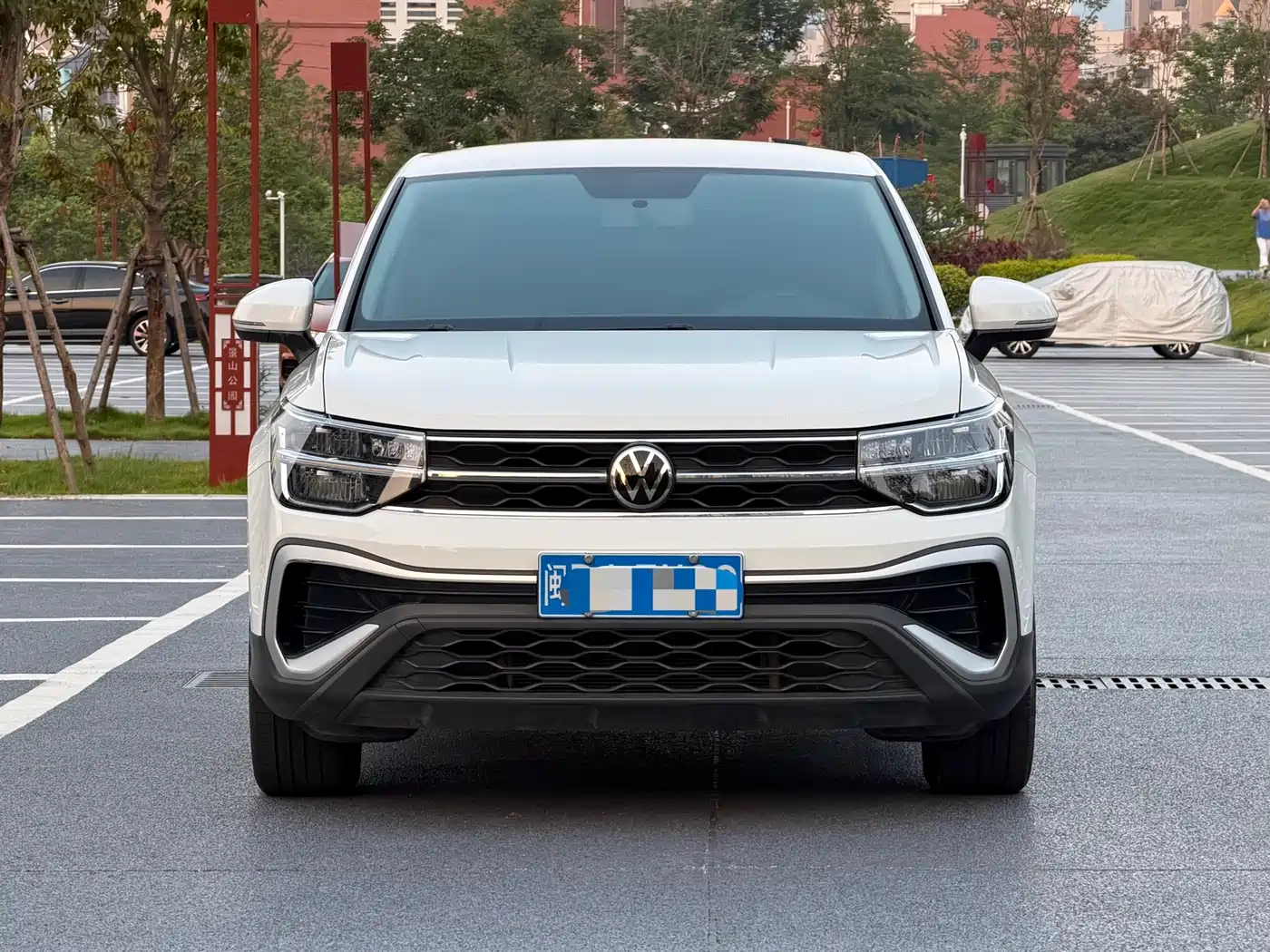 Volkswagen Tharu 2024 300TSI 2WD New Moon Edition фото 2