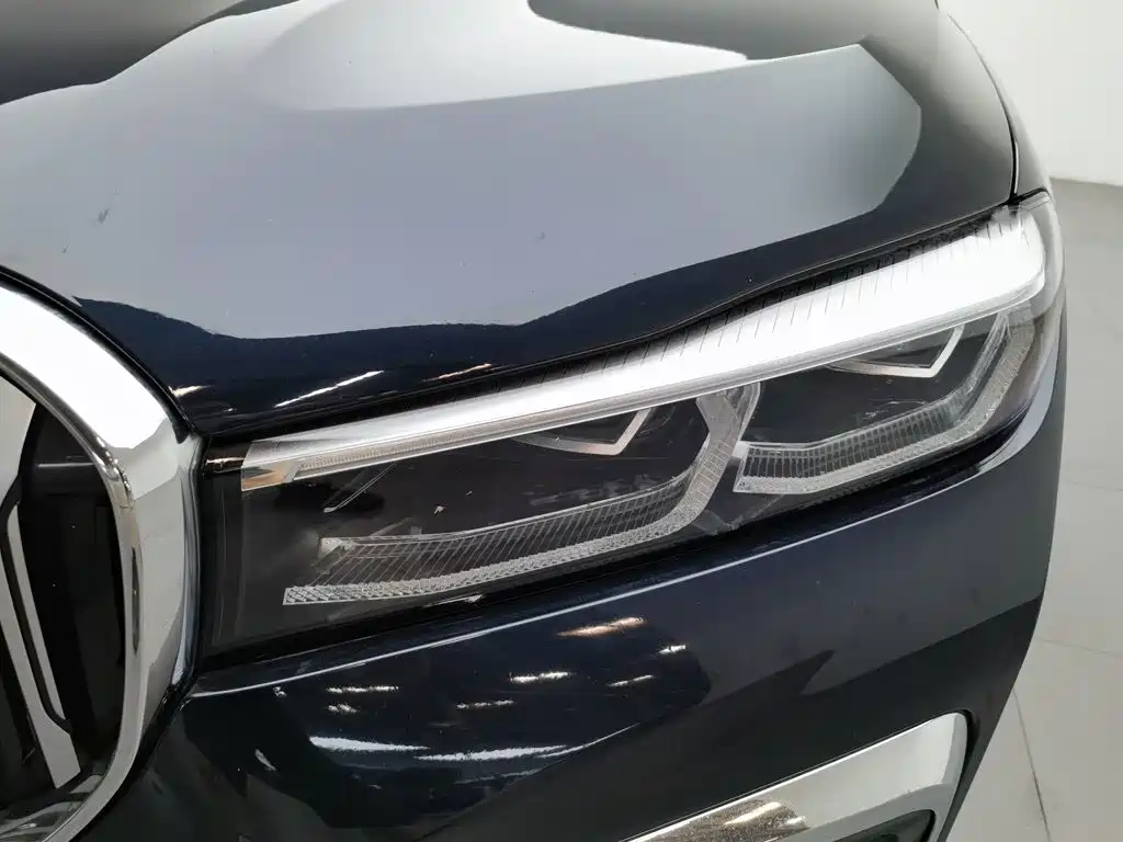 Фото 7 - BMW 7 Series