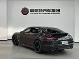 Photo 5 - Porsche Panamera