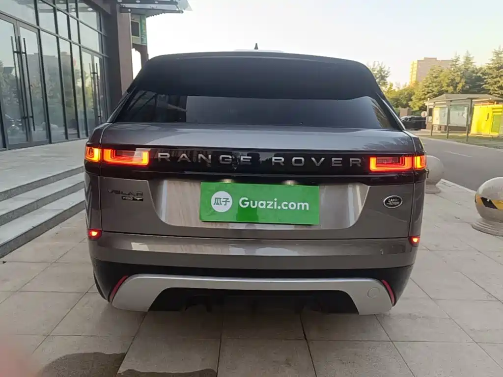 Фото 6 - Land Rover Range Rover Velar
