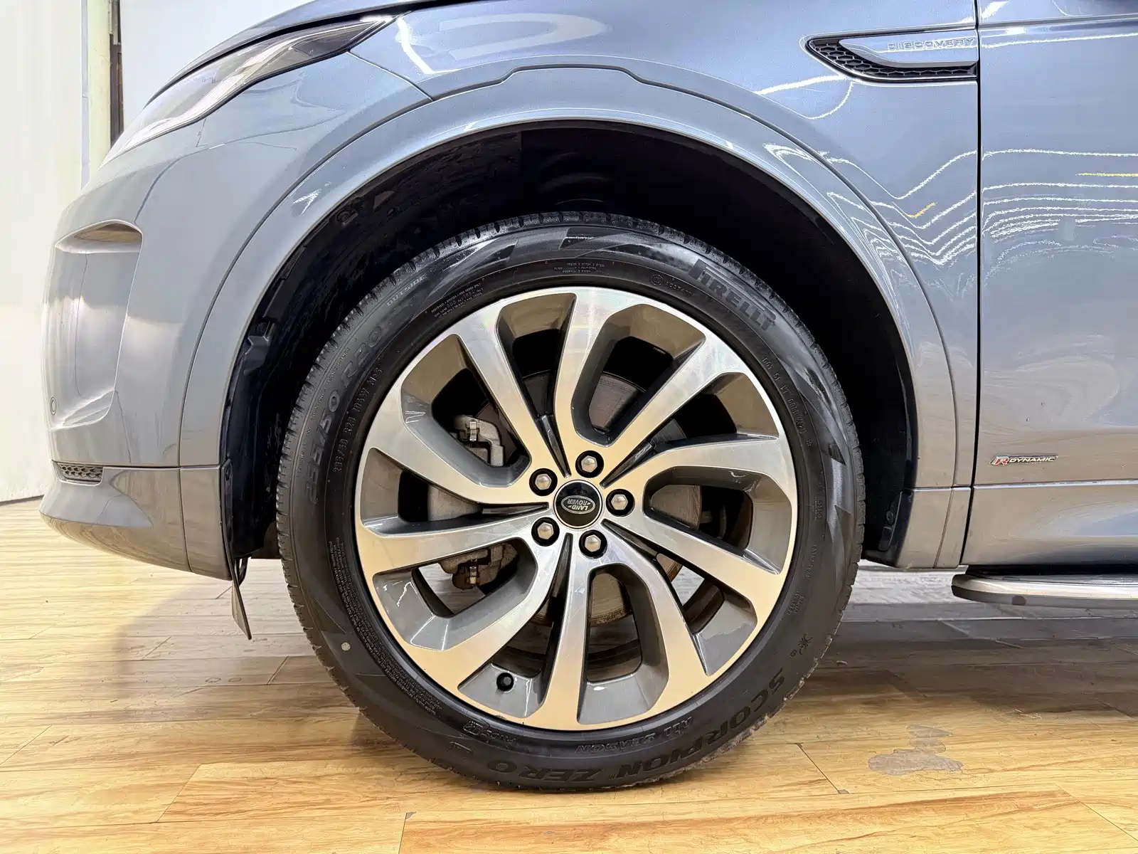 Фото 27 - Land Rover Discovery Sport
