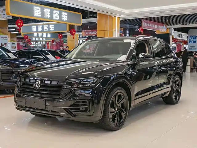 Volkswagen Touareg 2022 3.0TSI Rui Xiang Edition Gloss Black Sport Package