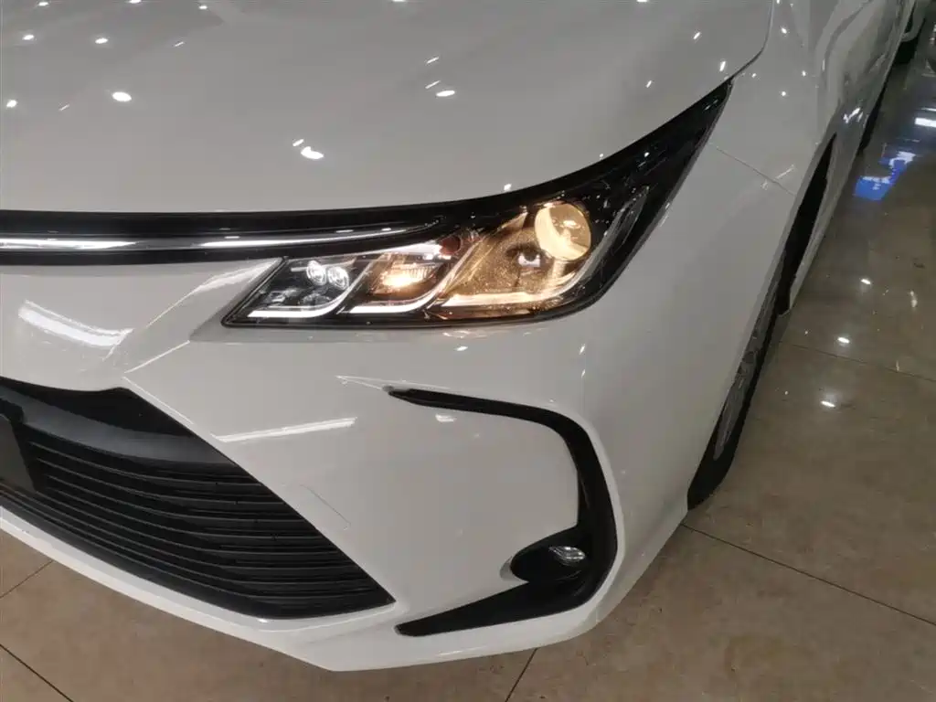 Toyota Corolla 2022 1.2T S-CVT Pioneer PLUS Edition фото 24