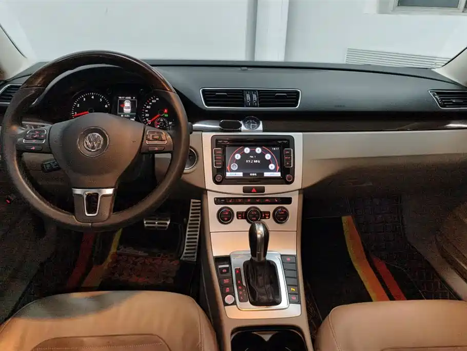 Volkswagen Magotan 2015 1.8TSI Premium фото 11