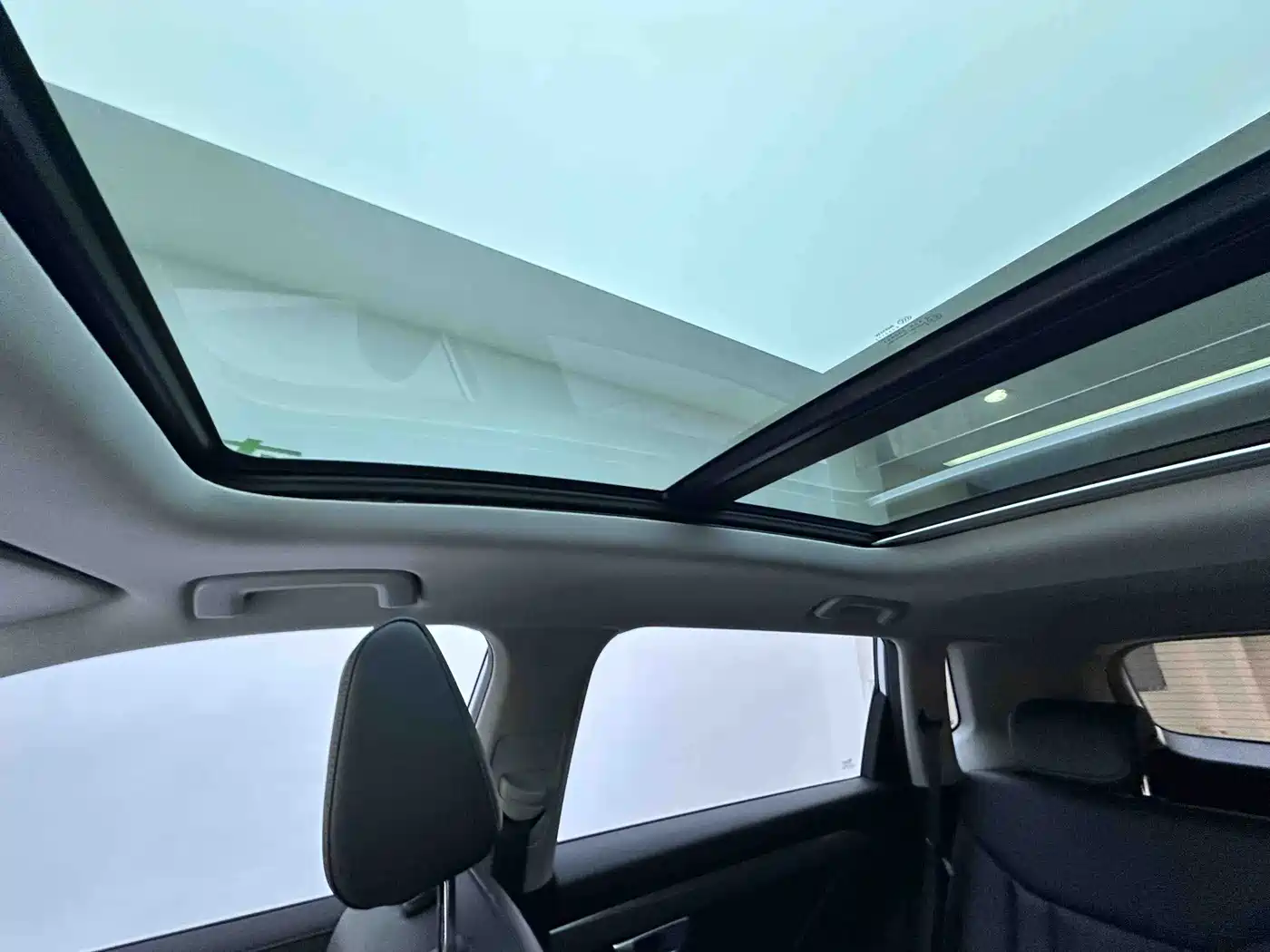 Wuling Motors Wuling Xingchen 2022 2021 1.5T CVT Stellar Edition