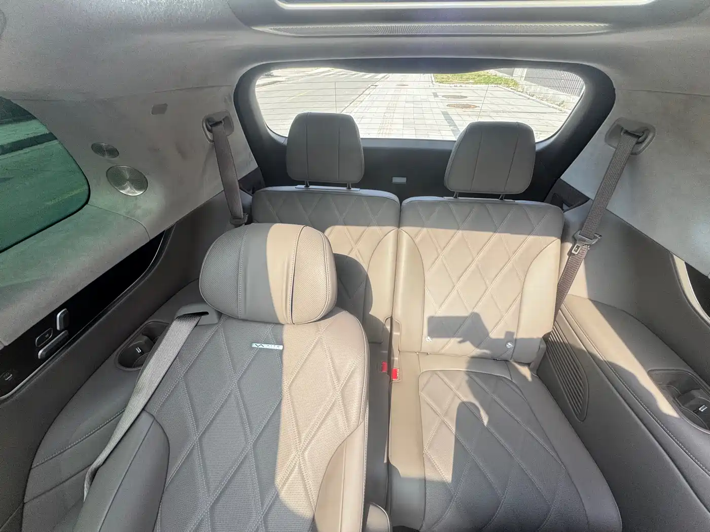 AITO Wenjie AITO M9 2025 Extended Range Ultra 52kWh 6-Seater фото 9