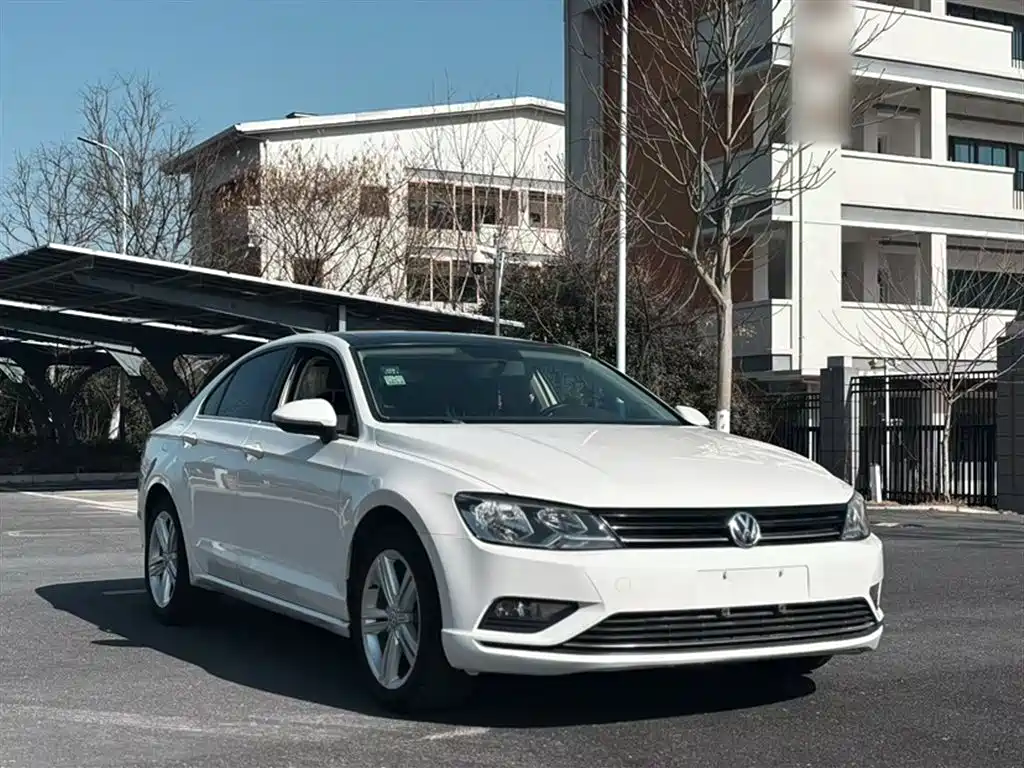Volkswagen Lamando 2015 280TSI DSG Comfort фото 10