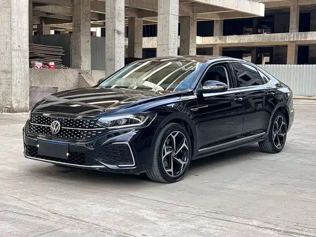 Volkswagen Passat 2024 380TSI Starlight Dragon Soaring Edition
