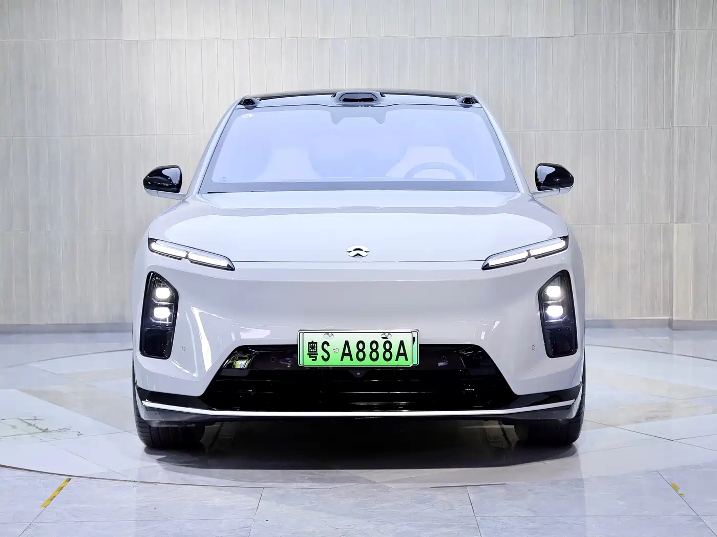 NIO NIO EC6