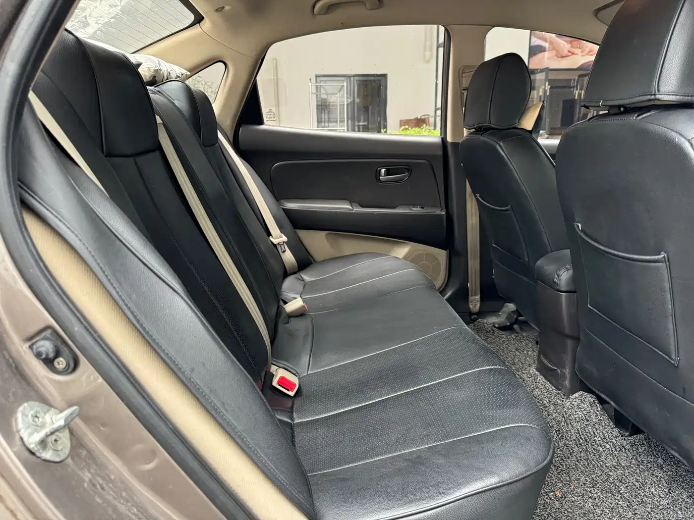 Hyundai Elantra 2011 1.6L Automatic Comfort фото 6