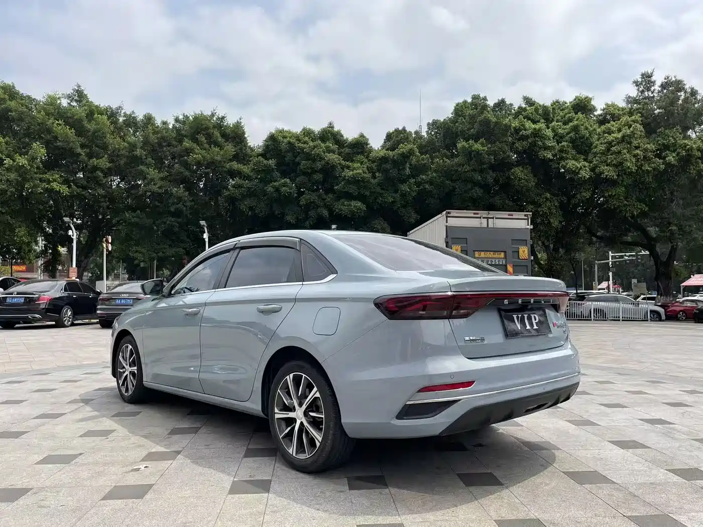 GEELY AUTOMOBILE EMGRAND