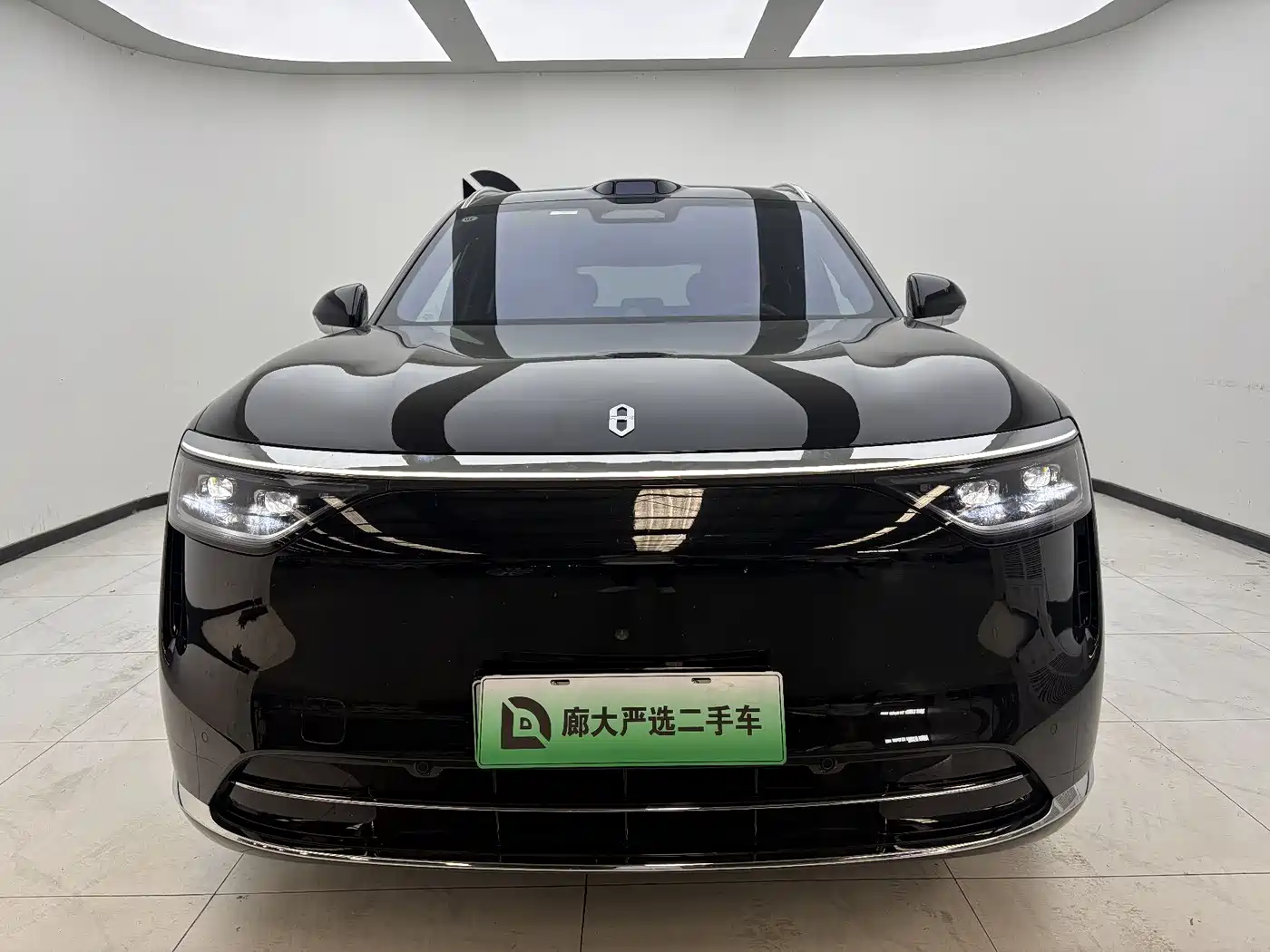 AITO Wenjie AITO M8 2025 Range Extender Max+ Edition 53.4kWh 5-seater фото 3