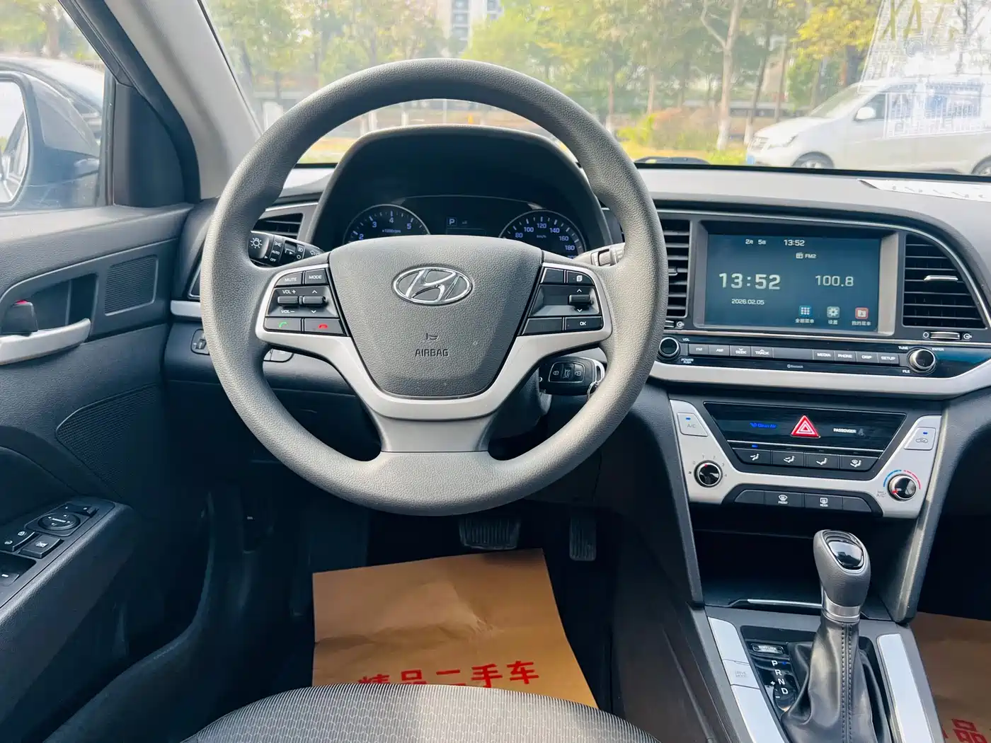 Hyundai Elantra 2016 Model 1.6L Automatic Smart Elite фото 16