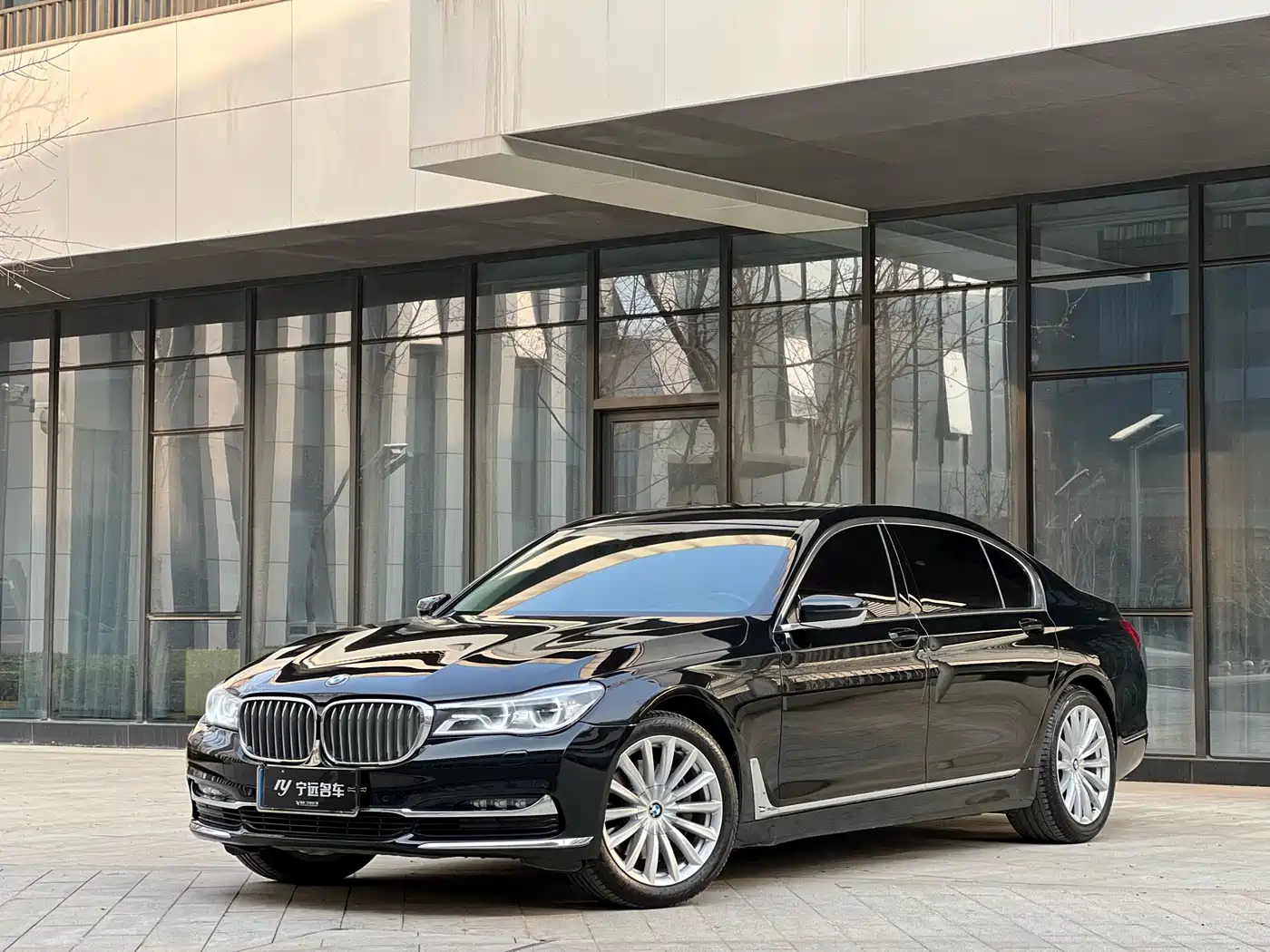 BMW 7 Series 2017 740Li Leading Edition