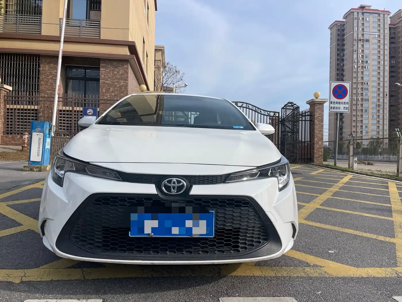 Toyota Levin 2022 TNGA 1.5L CVT Progressive Edition фото 2
