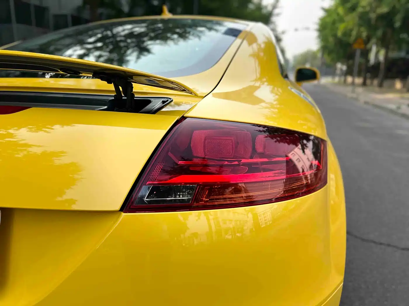 Audi TT 2011 TT Coupe 2.0TFSI фото 24