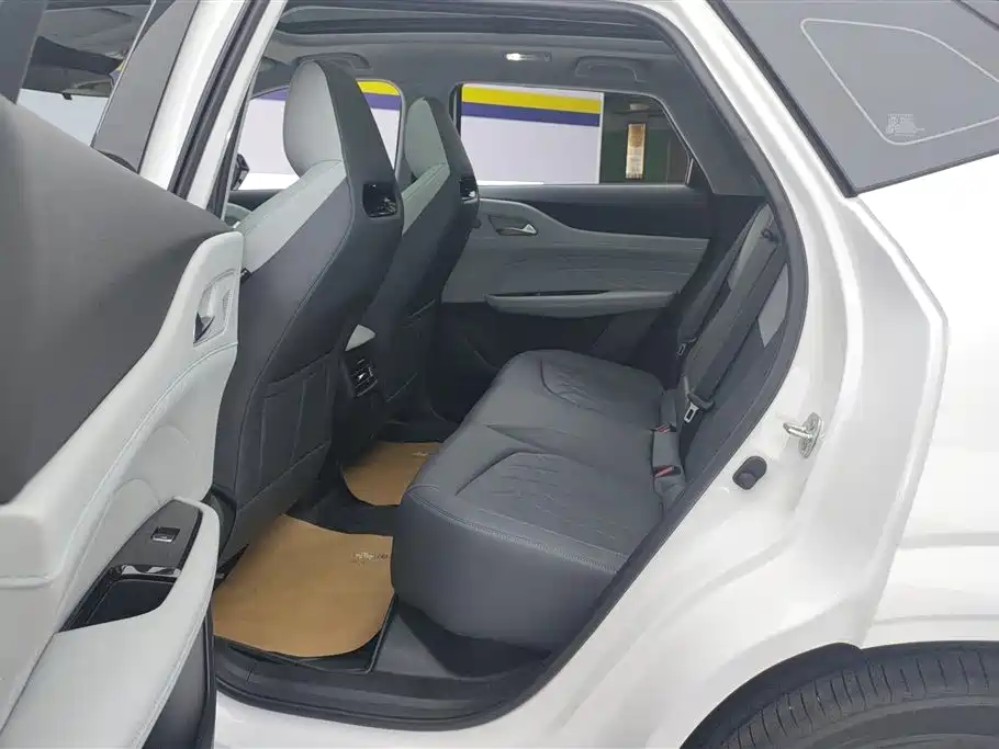 Changan UNI-Z New Energy 2025 2025 Smart New Blue Whale 125km Warship Edition