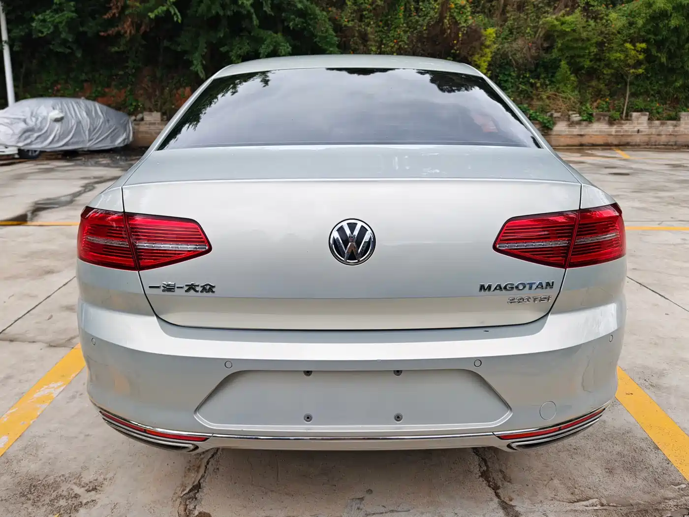Volkswagen Magotan 2018 Facelift 330TSI DSG Luxury фото 11