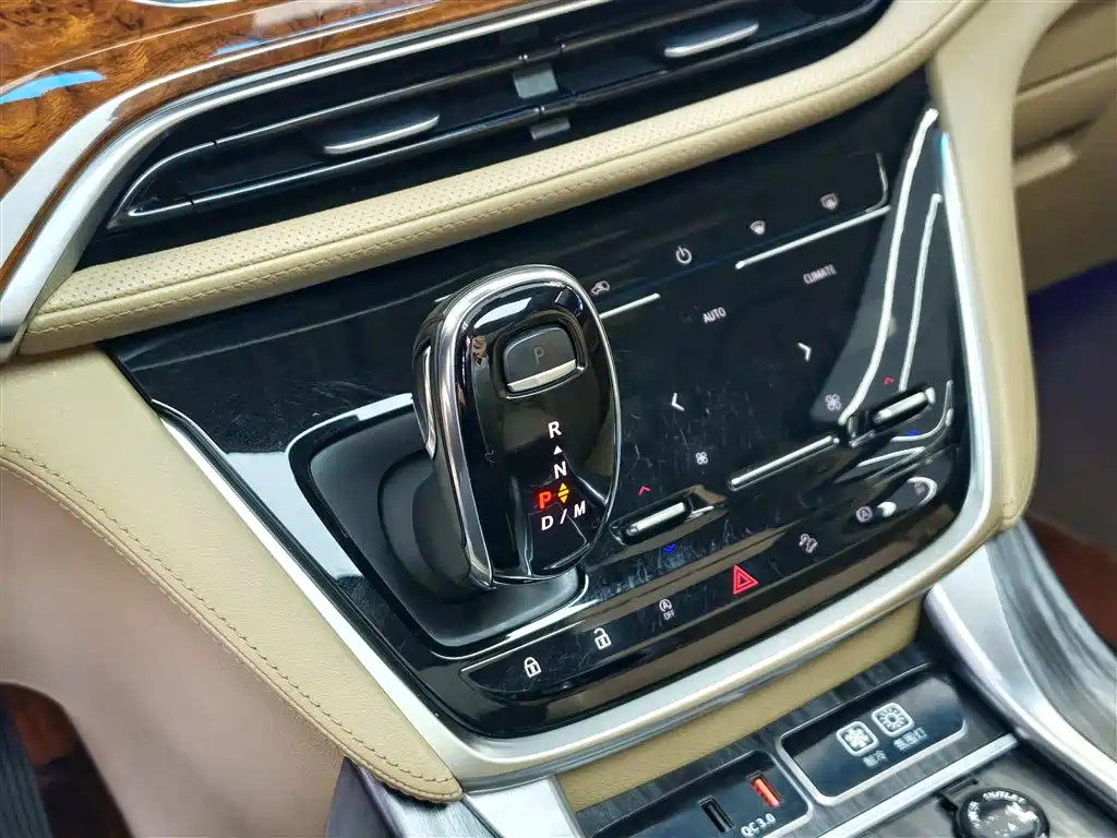 Buick GL8 2021 ES Landlord 653T Luxury фото 20