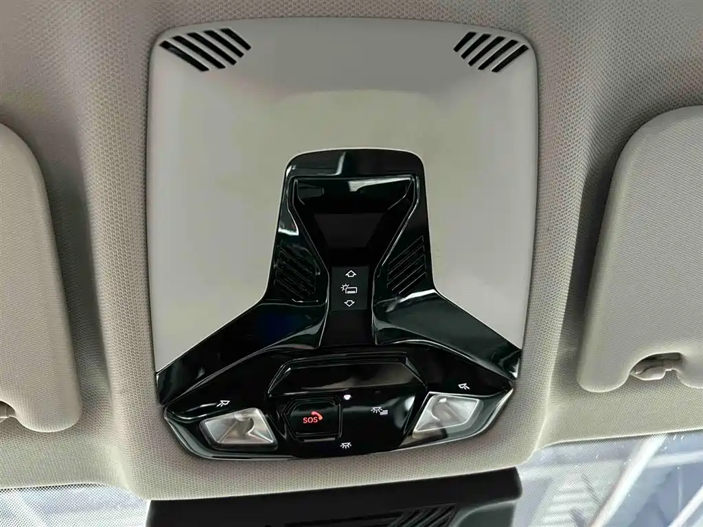 BMW X1 2023 sDrive20Li X Design Package фото 8