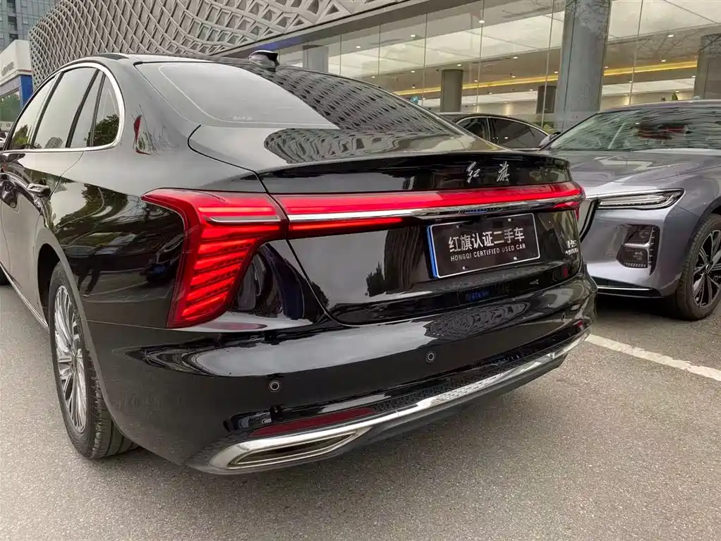 Hongqi H5 2023 2.0T Auto Smart Connect Flag Comfort фото 6