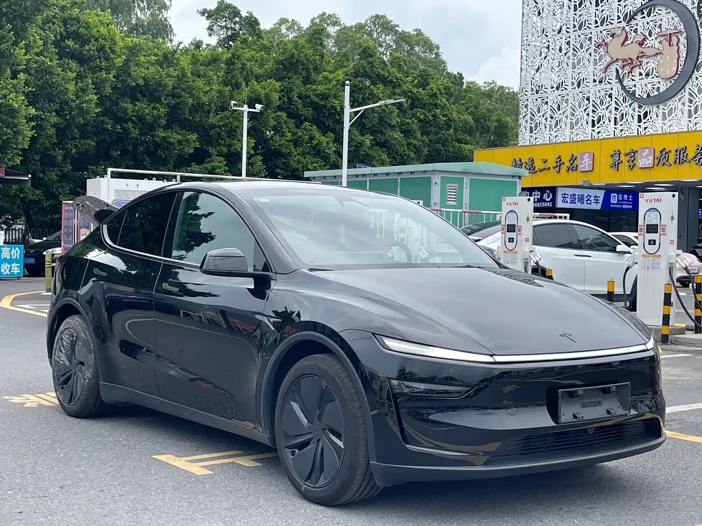 Tesla Model Y 2026 2026 Rear-Wheel Drive