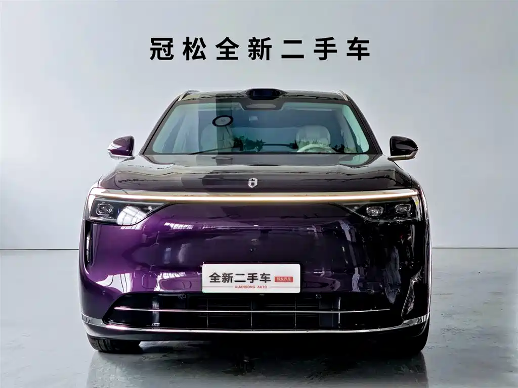 AITO Wenjie AITO M8 2025 Range Extender Max+ Edition 53.4kWh 5-seater фото 2