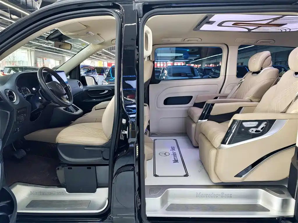 Mercedes-Benz Vito 2021 2.0T Business Edition 7-seater фото 14