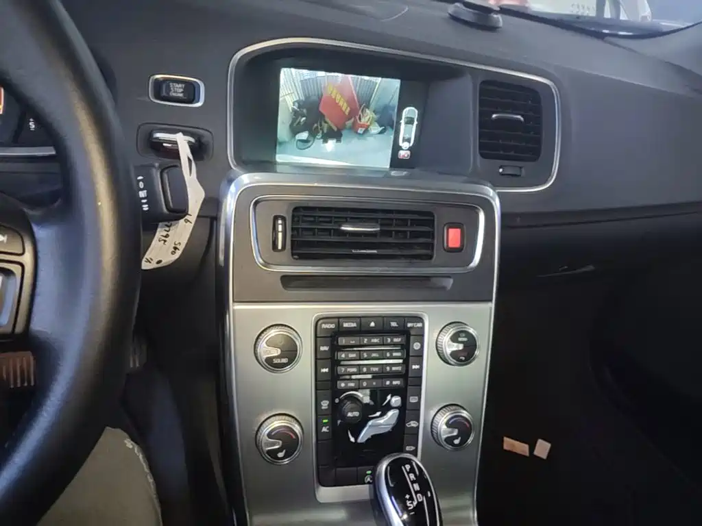 Photo 13 - Volvo S60