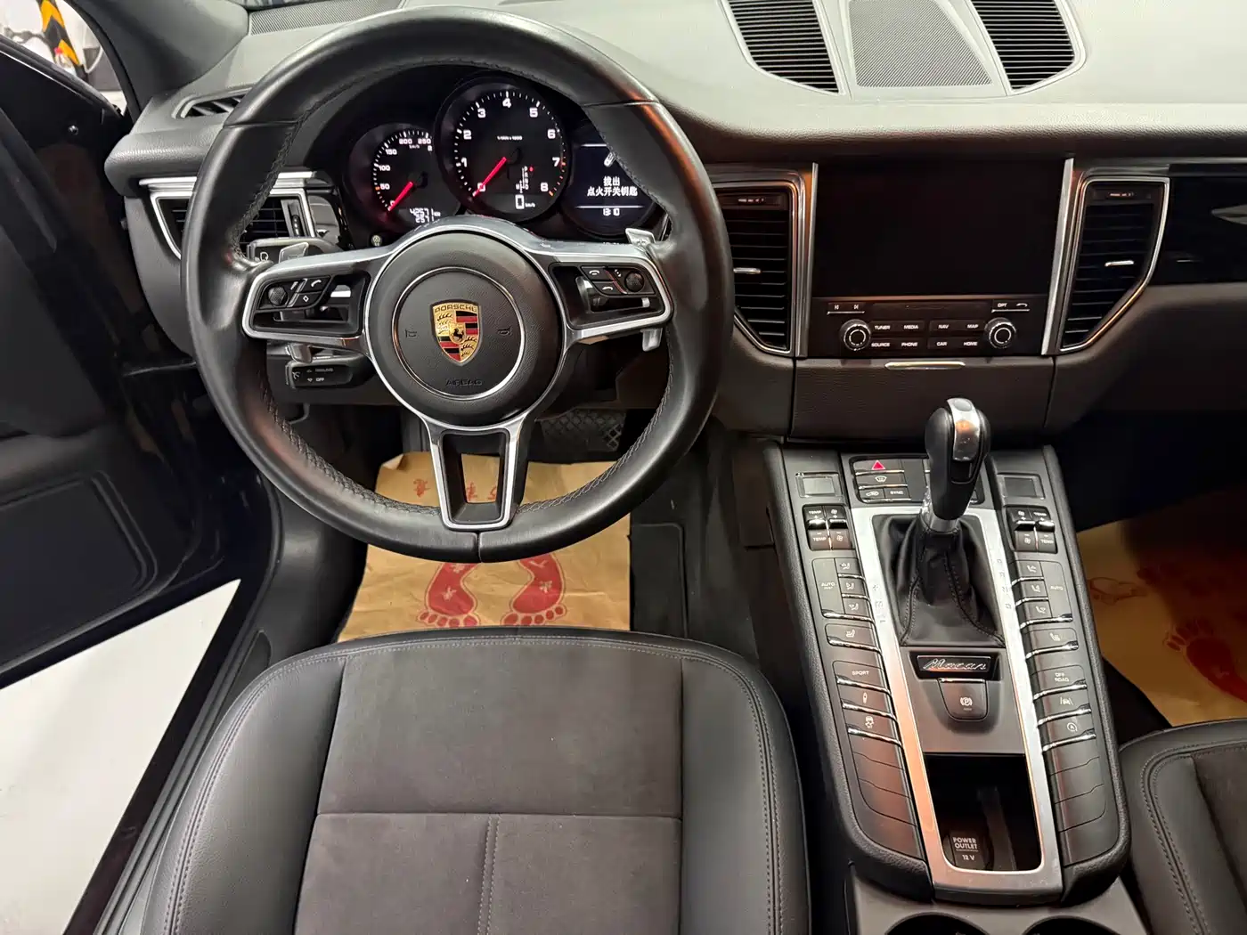 Porsche Macan 2017 Macan 2.0T фото 8