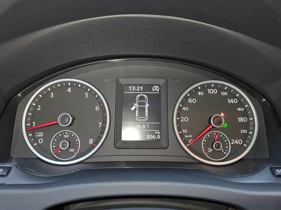Volkswagen Tiguan 2016 280TSI Automatic 2WD Silk Road Fashion Edition фото 14