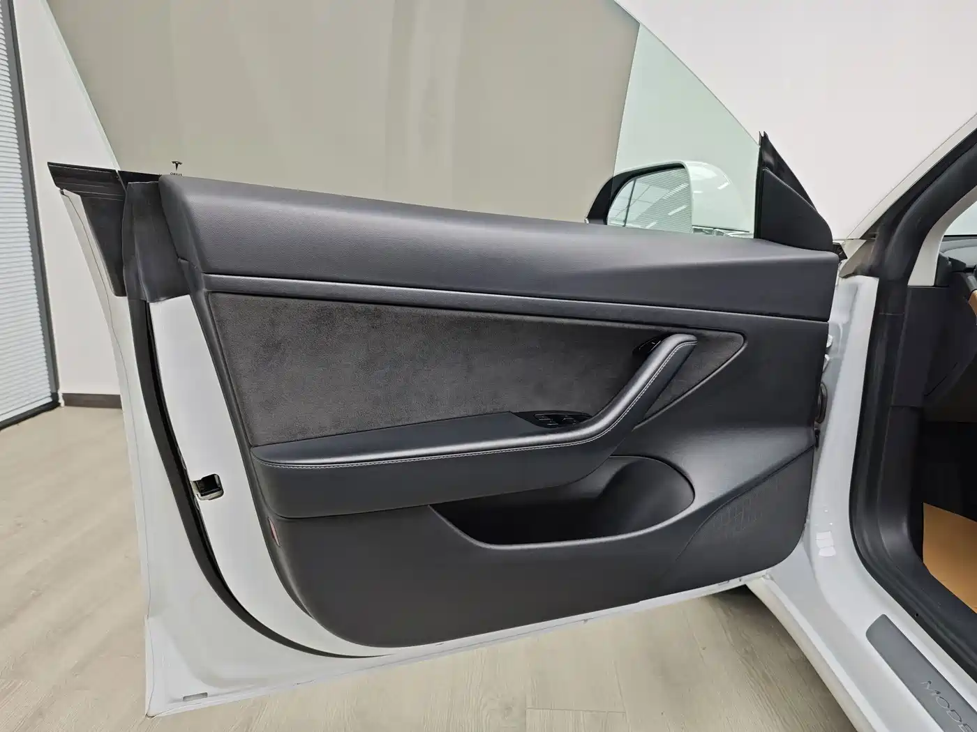 Tesla Model 3 2020 2019 Standard Range Rear-Wheel Drive Upgrade