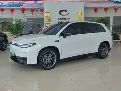 Leapmotor C10
