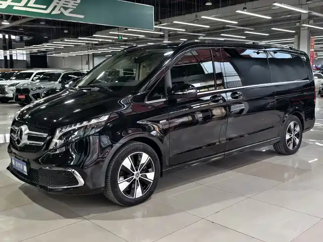 MERCEDES-BENZ V CLASS