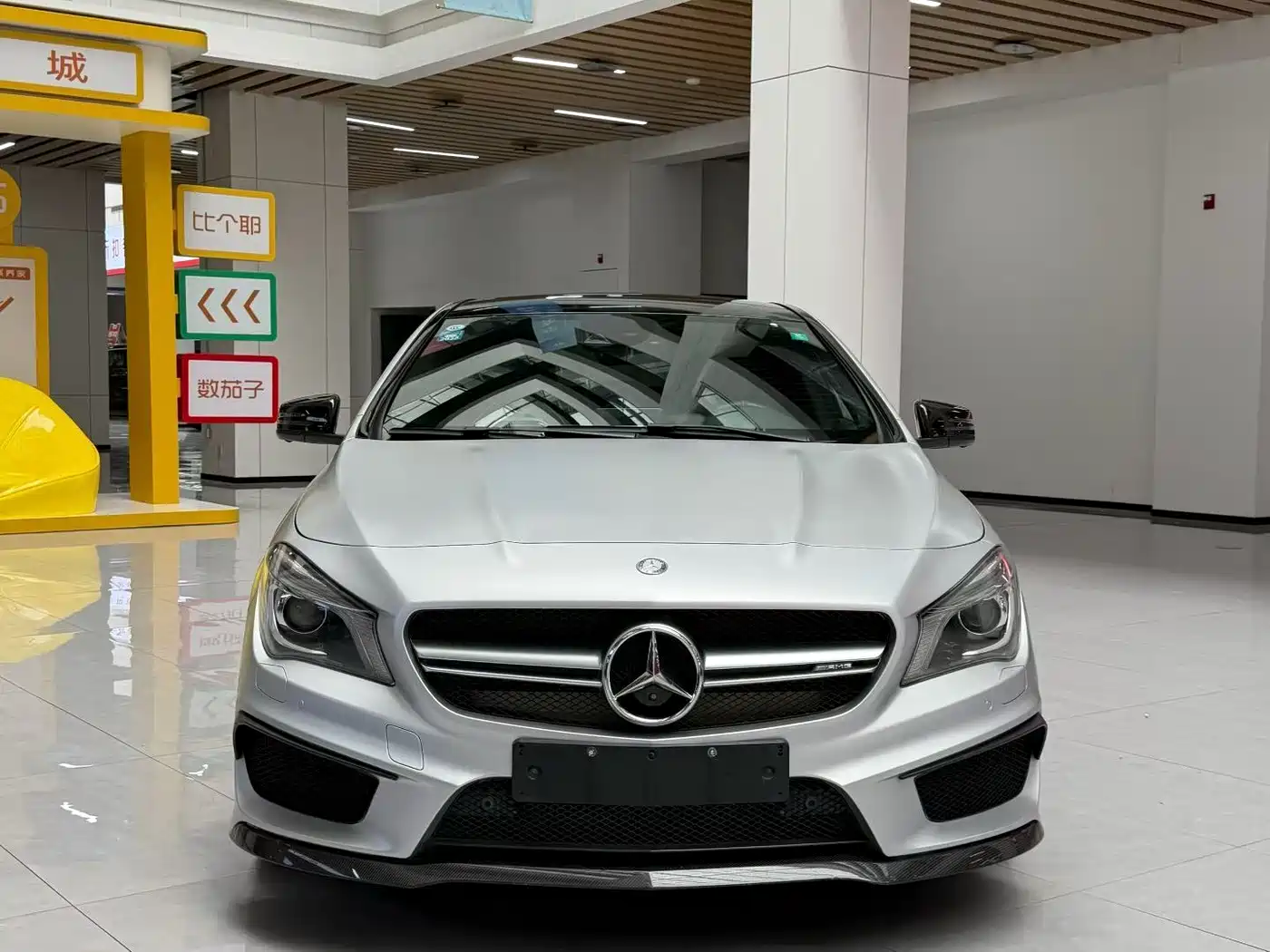 Mercedes-Benz CLA AMG 2017 2016 AMG CLA 45 4MATIC