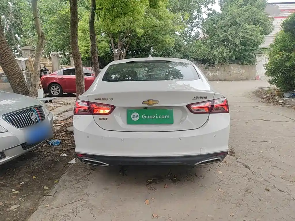 Фото 6 - Chevrolet Malibu XL