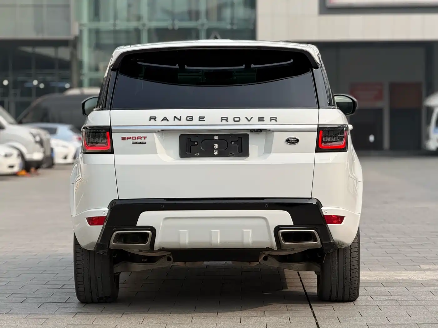 Land Rover Range Rover Sport PHEV 2018 Model P400e фото 2