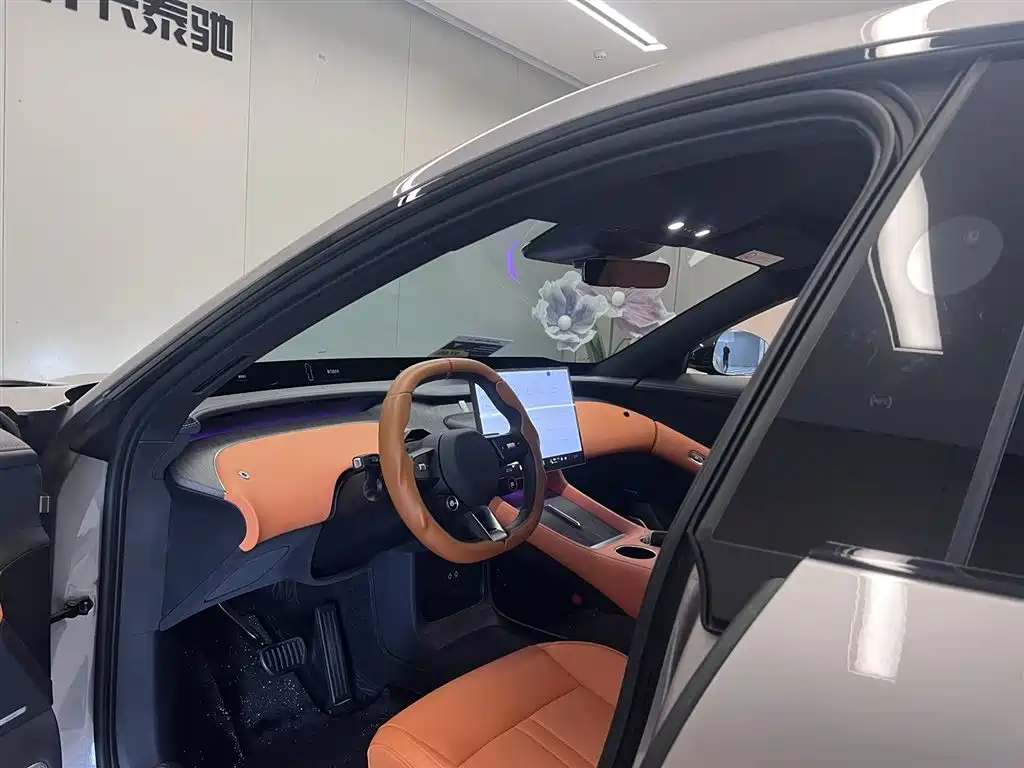 Xiaomi Auto Xiaomi YU7 2025 Extended Range AWD Pro фото 24